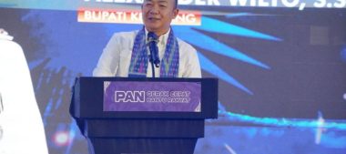 HADIRI RAKERDA PAN, BUPATI KETAPANG APRESIASI KEPEDULIAN PAN DALAM MEMBANTU MASYARAKAT