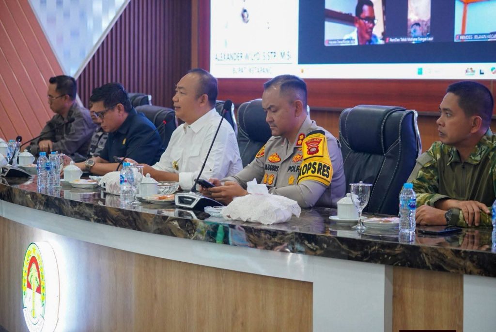 KARHUTLA MELUAS DI 15 KECAMATAN, KETAPANG TETAPKAN STATUS TANGGAP DARURAT
