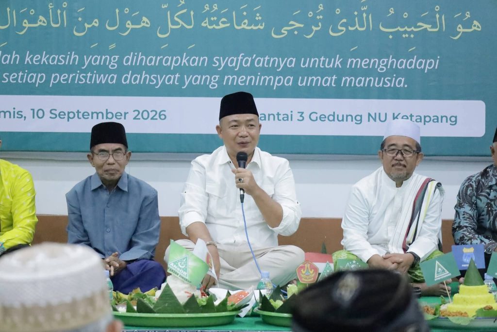 HADIRI PERINGATAN MAULID NABI MUHAMMAD SAW 1448 H, BUPATI MOHON KESELAMATAN KABUPATEN KETAPANG