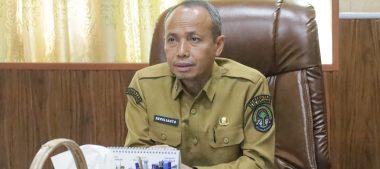 SEKDA KETAPANG PIMPIN RAPAT TIM PENILAI MEDIA SOSIAL PEMERINTAH DAERAH