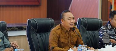BUPATI KETAPANG TEGASKAN PENANGANAN KARHUTLA HARUS TERPADU DAN BERGERAK CEPAT