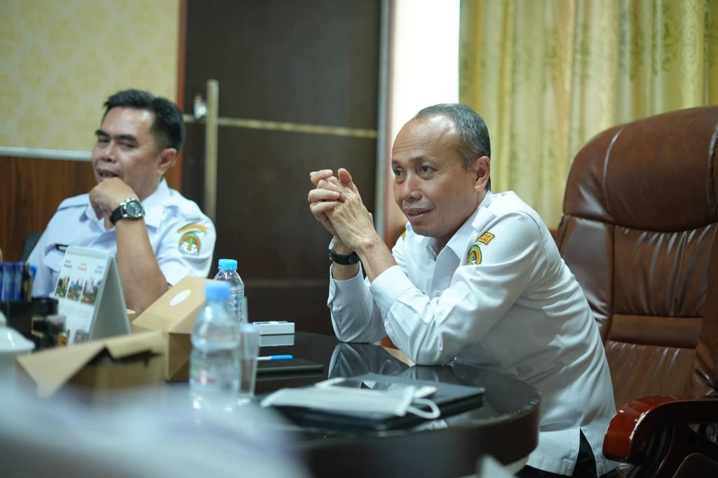 PEMKAB KETAPANG BAHAS RANCANGAN PERBUP TATA CARA PEMBUKAAN LAHAN DENGAN SISTEM BERLADANG